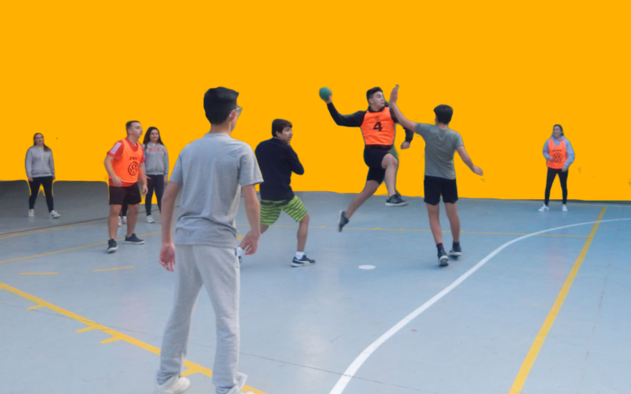 Hándball. Paso de las defensas individuales a los sistemas defensivos zonales.